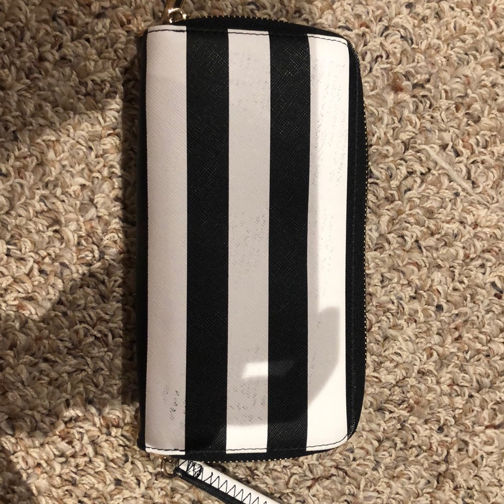 Wallet - Picture 4 of 4